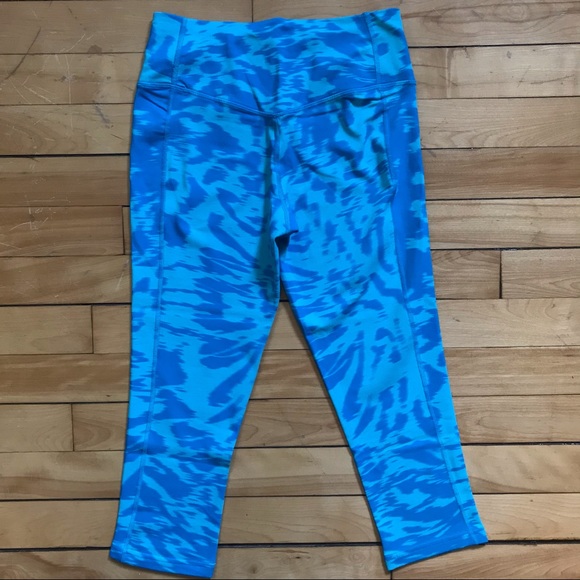 NIKE DRI-FIT Women 3/4 Tights size: XS NWOT - Picture 3 of 6